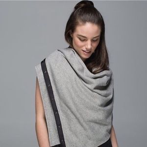 Lululemon Vinyasa Infinity Scarf